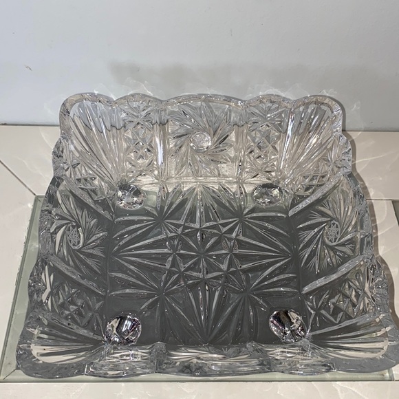 MidCentury Bohemian Footed Lead Crystal Square Scalloped Edge Star Pinwheel Bowl - Picture 4 of 14